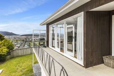 77 Easther Crescent_4