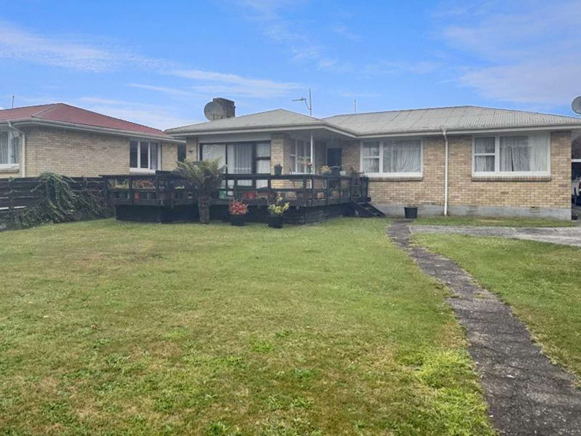 69 Baird Road 11139_0