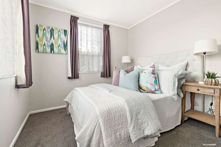 1/20 Gossamer Drive Pakuranga Heights_10