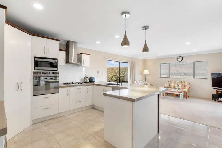 13 Carlingford Drive East Tamaki_8