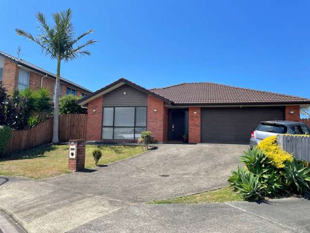 Brick Home Minutes from Oteha Primary