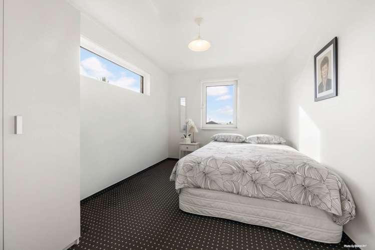 61 Roberta Crescent Orewa_16