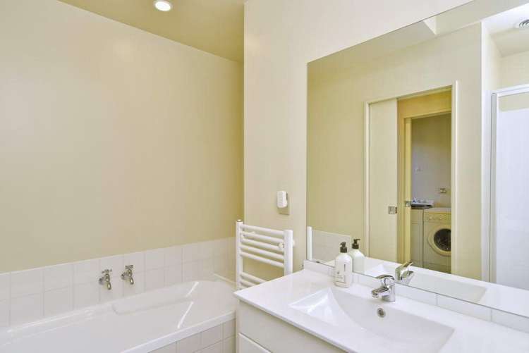 6 Seadown Crescent Amberley_14