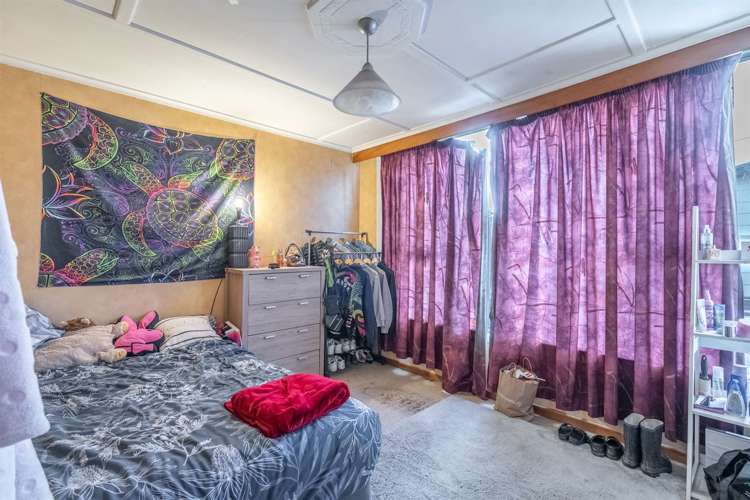 6 Clyde Street Mataura_11