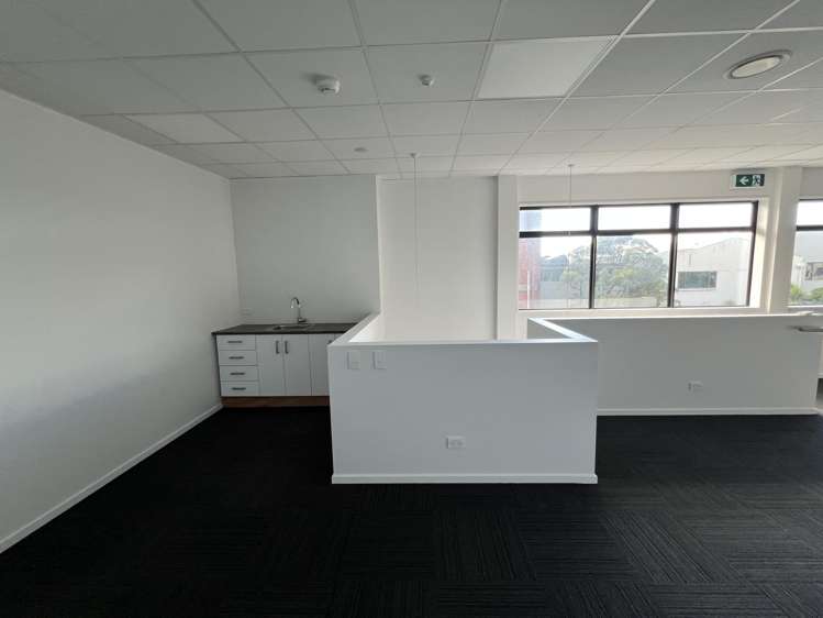 Unit 1/5 School Road Kaiwharawhara_6