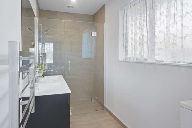 14 Colin Laloli Place Wigram_17