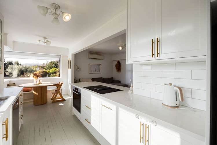 1422 Rewi Street_5