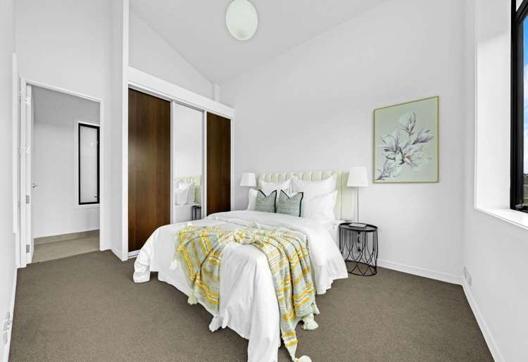 84 Norwood Drive Flat Bush_6