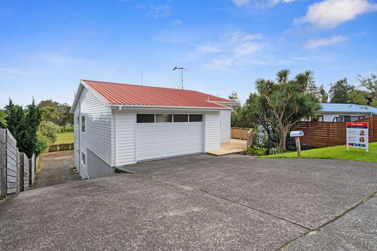 8 Meander Drive Welcome Bay_22
