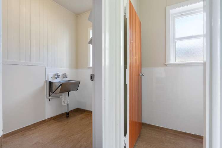 64 Moa Road Point Chevalier_10