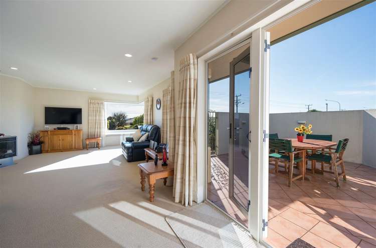 375 Suffolk Road Stoke_6