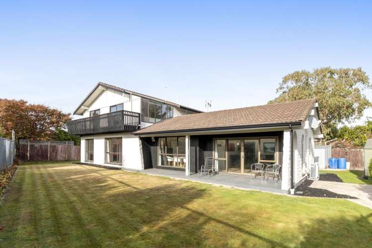 76 Orrick Crescent_0