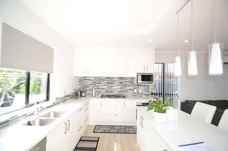 8 Whiti Lane Pakuranga_12