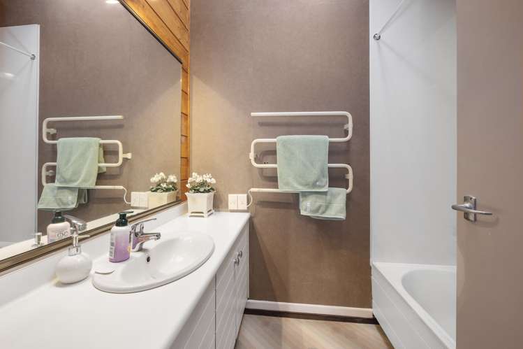 9b Amun Place Westbrook_11