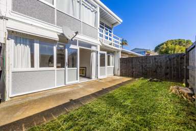 9/360A Onehunga Mall_3