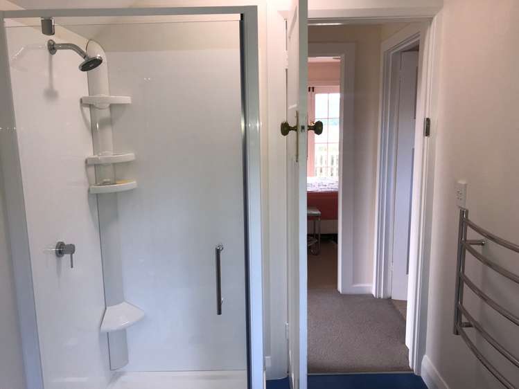 8 Moerangi Street Broad Bay_17