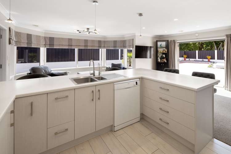 31 Church Road Pukete_6