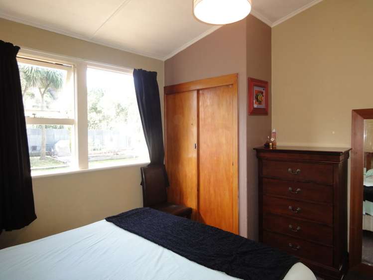 11 Glen Street Marchwiel_9