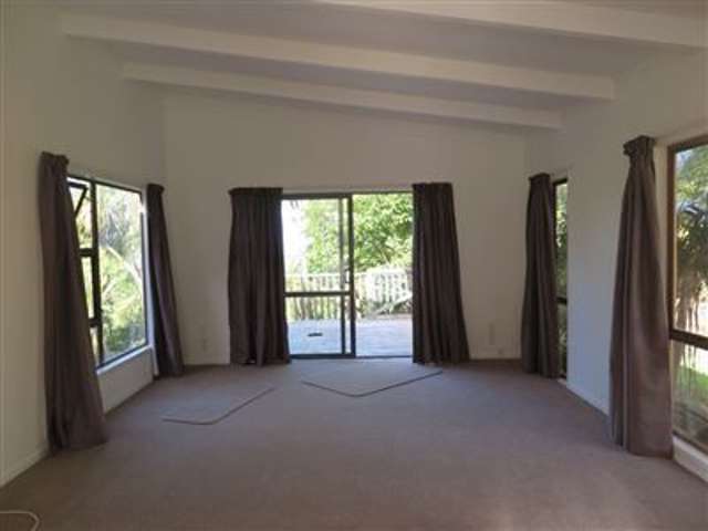 31 Elliston Crescent Stanmore Bay_2