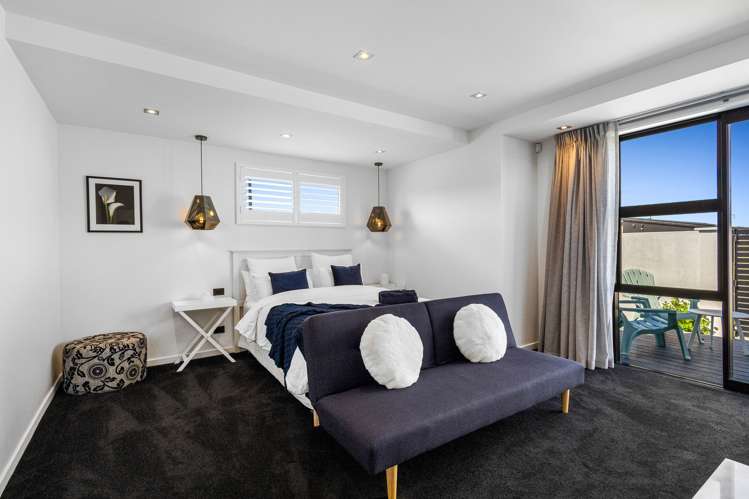 1 Moraine Street Lincoln_13