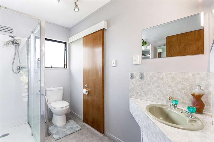 13 Surf Road Stanmore Bay_3