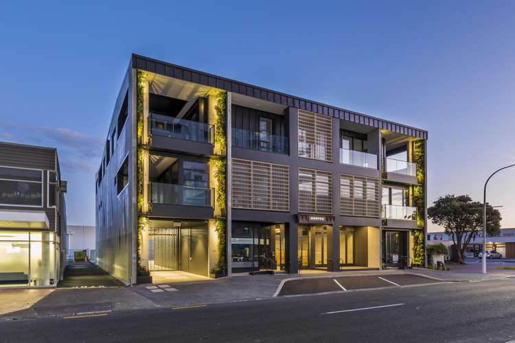 4/14 Tamariki Avenue Orewa_3