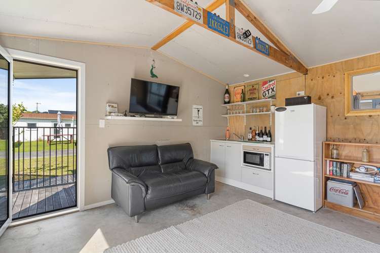 203a The Square Whangamata_12