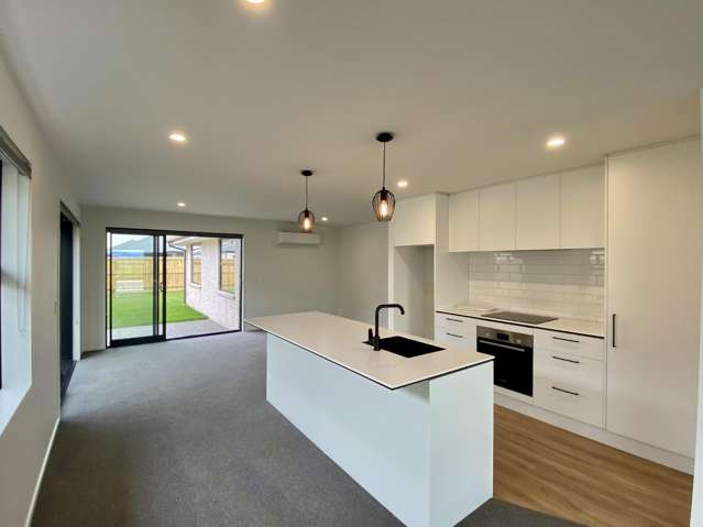 66 Crossley Avenue 500171_3