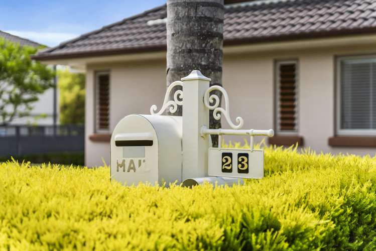 23 English Oak Drive Schnapper Rock_16