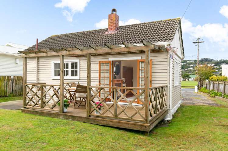 8 Crawford Green Miramar_1