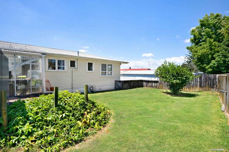 6 Dreadon Road Manurewa_2