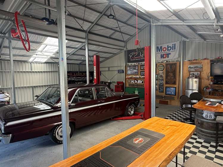 133 Coulson Road Paroa_21