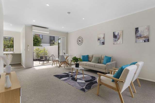 11 Whale Rd Mount Wellington_1