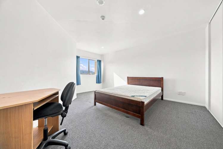 6/12 Crown Lynn Place New Lynn_12