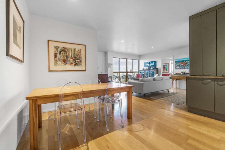 8d/8 Howe Street Freemans Bay_4