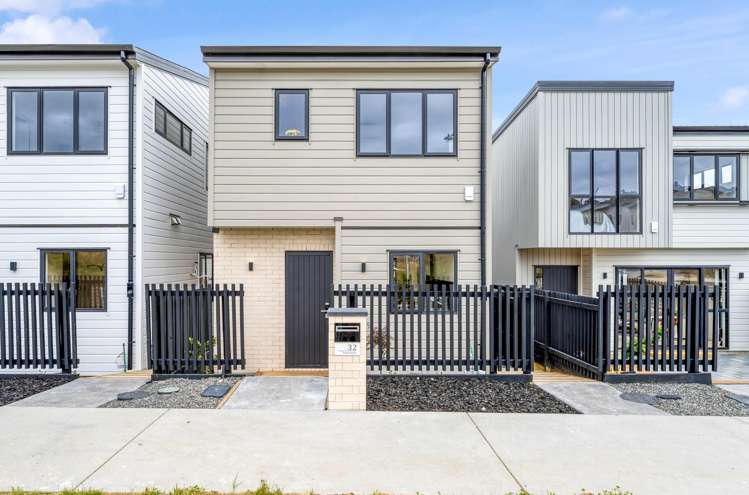 32 Toetoe Street Westgate_24