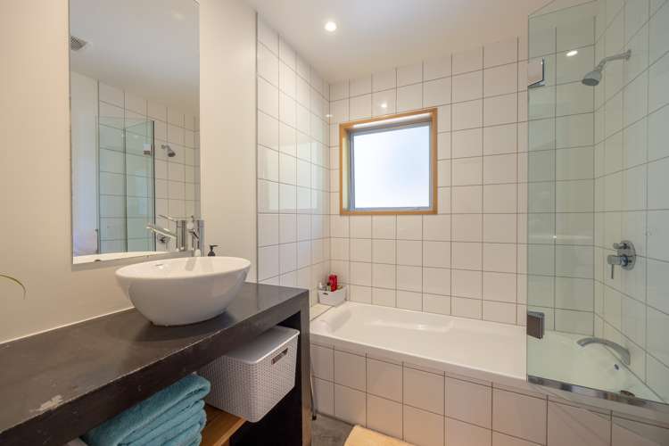 23 Ewing Place Albert Town_17