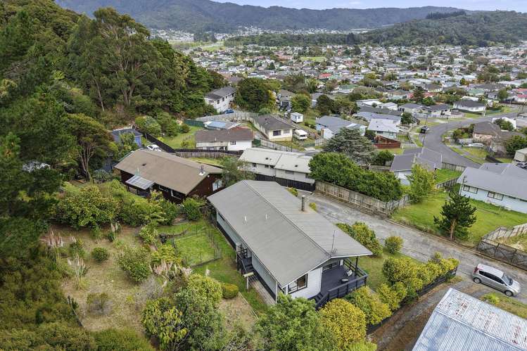 66 Castlerea Street Wainuiomata_24