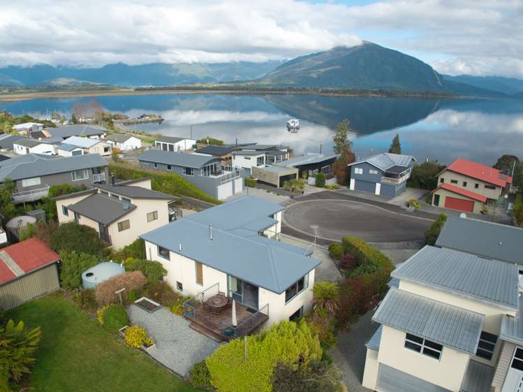 9 Ranui Place Moana_40