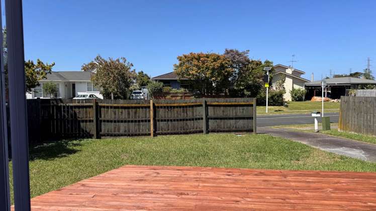 98 Edgewater Drive_5