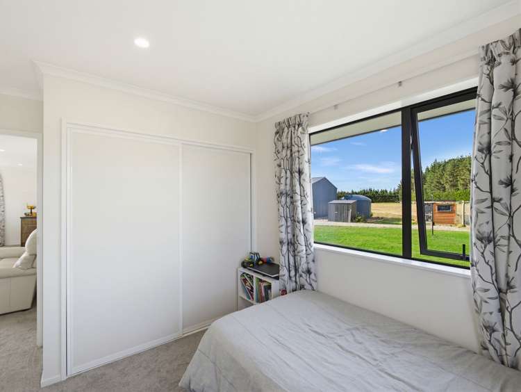 484 Pesters Road West Eyreton_17