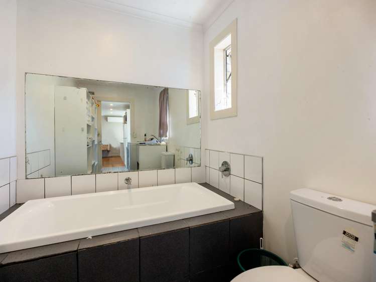 67 Vardon Road Saint Andrews_13