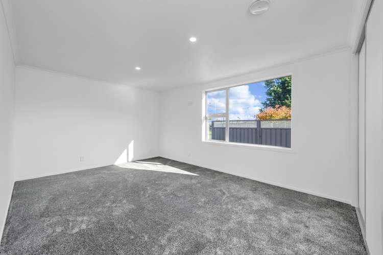 66 North Terrace Darfield_11