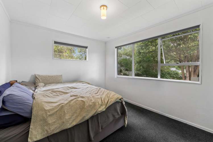 14 Shearwater Street One Tree Point_16