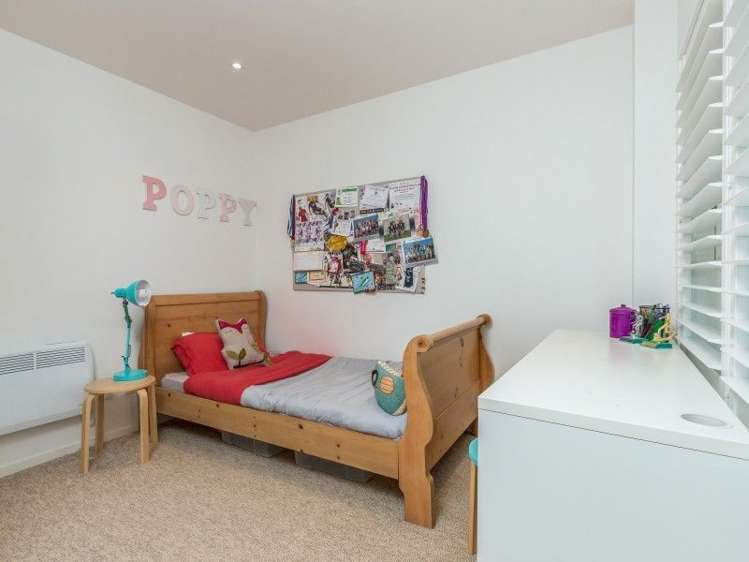 20a Raymond Street Point Chevalier_18