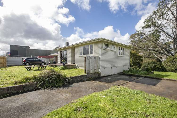 190 Railside Avenue Henderson_16