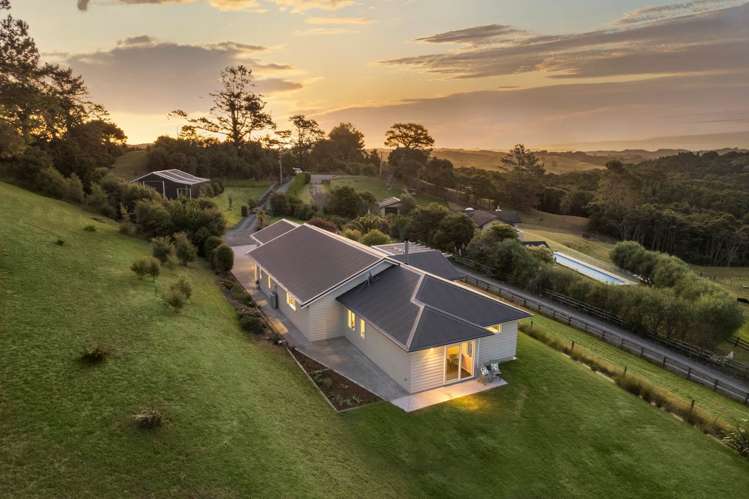 132 Dormer Road Waitoki_35