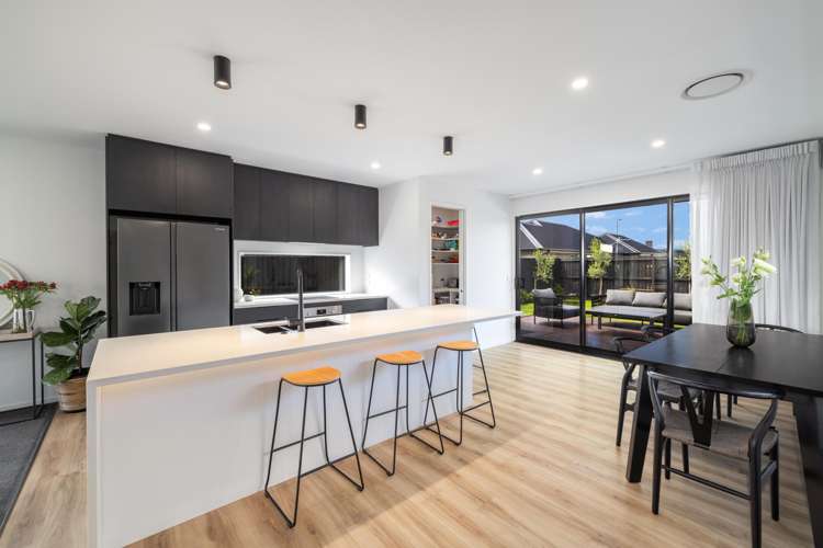 11 Letitia Street Burwood_7