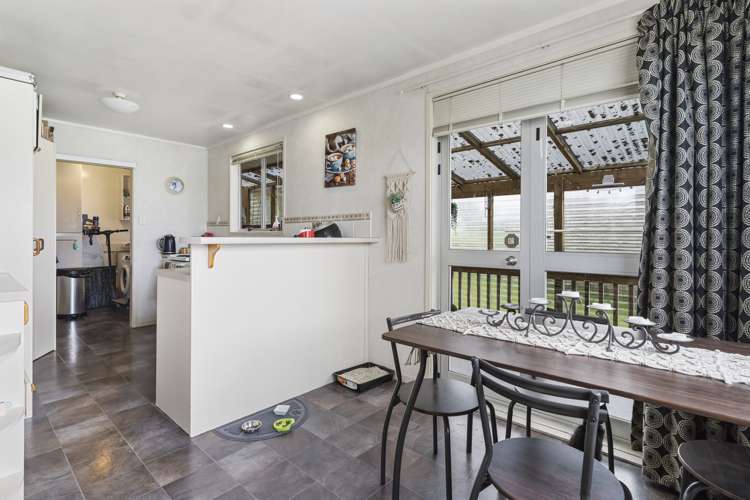 17 Roick Parade Glen Eden_19