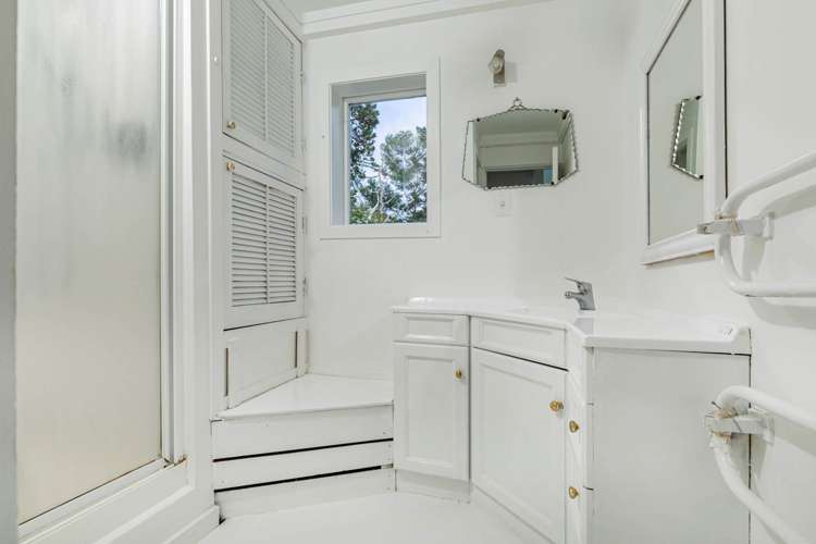 7 Austin Road Greenhithe_12